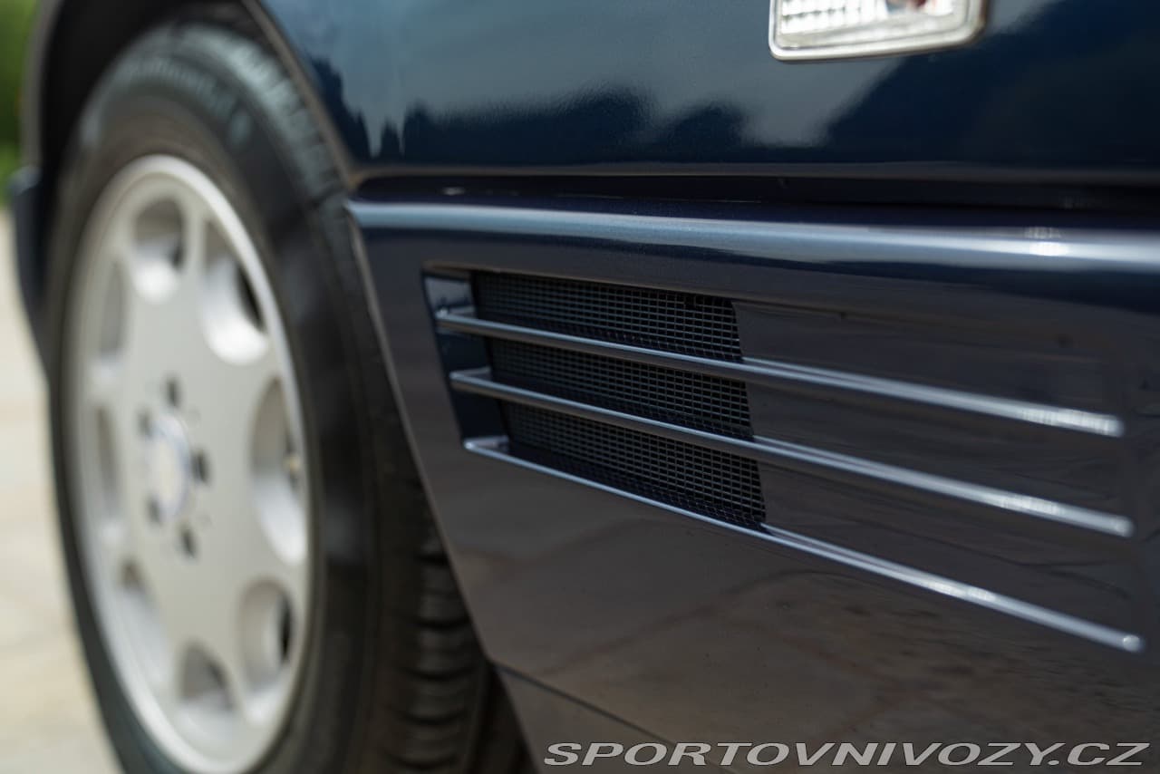 1995 Mercedes-Benz SL - 16