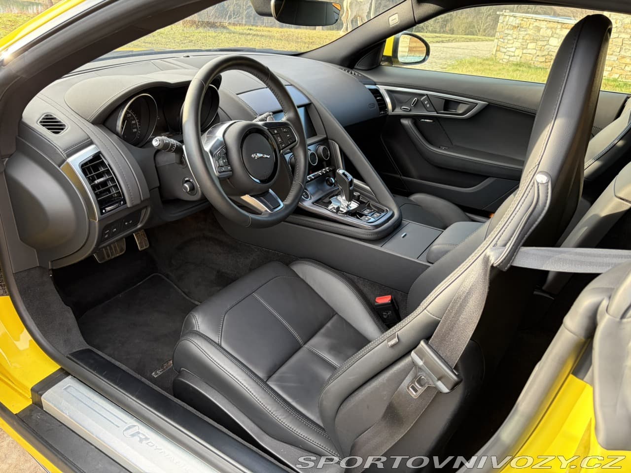 2020 Jaguar F-TYPE - 13
