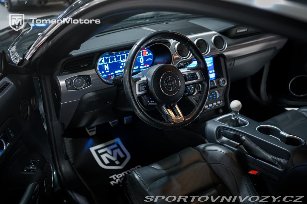 2020 Ford MUSTANG - 8