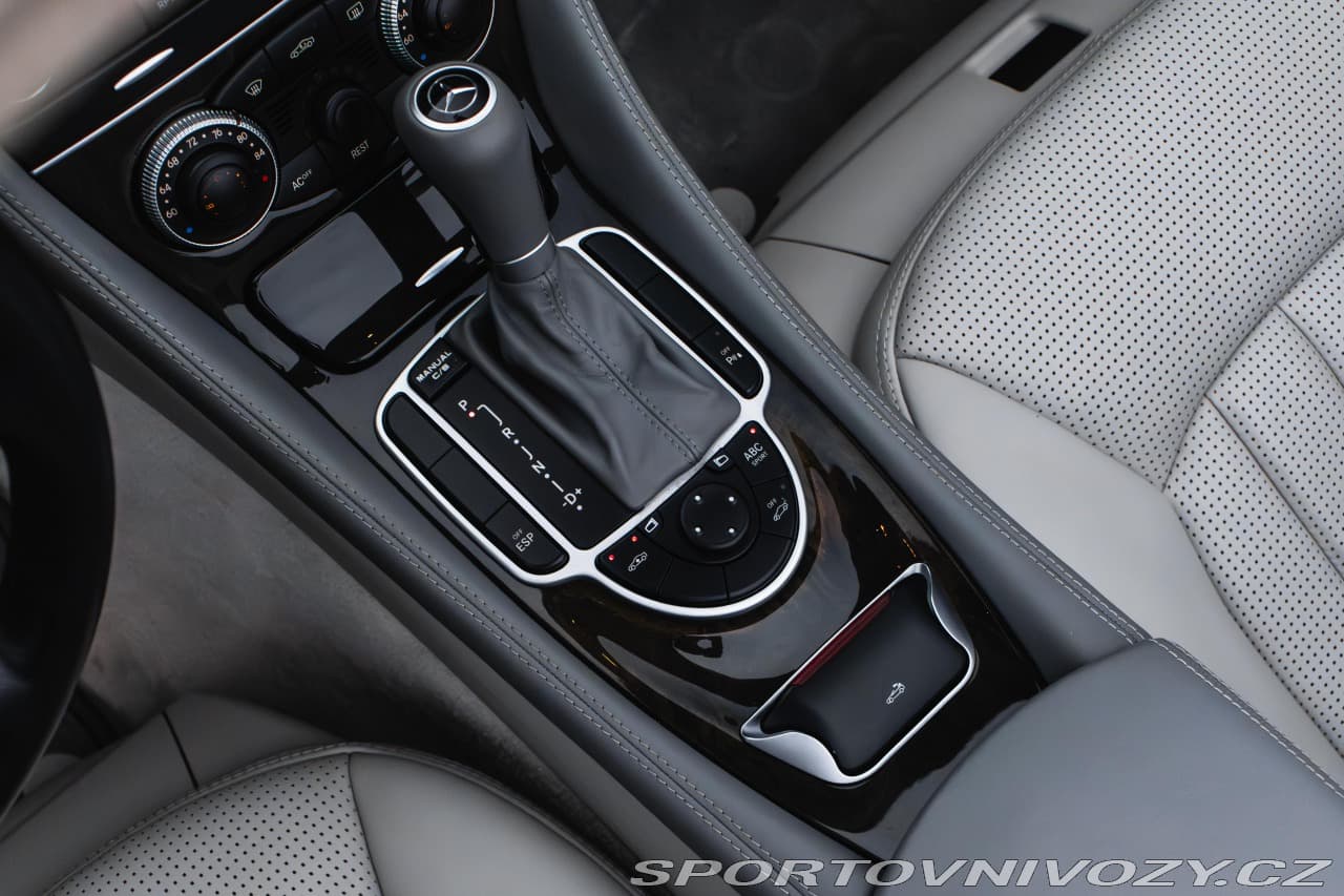 2005 Mercedes-Benz SL - 8