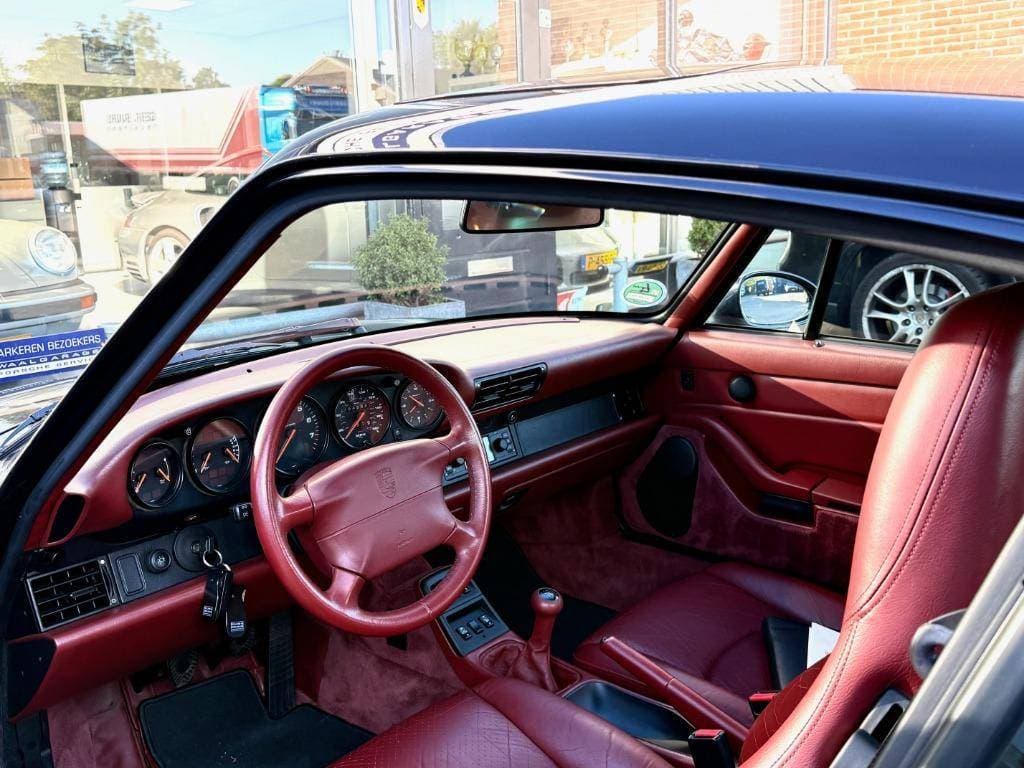 1996 Porsche 911 - 11