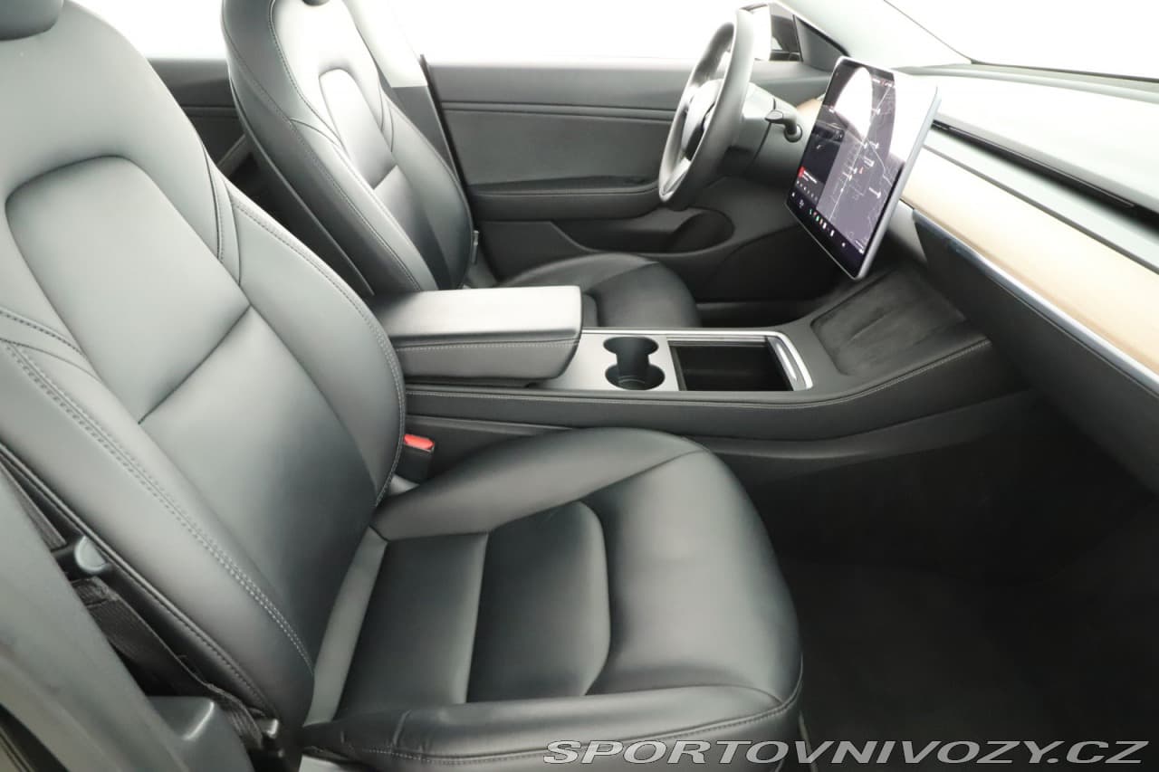 2021 Tesla Model 3 - 25