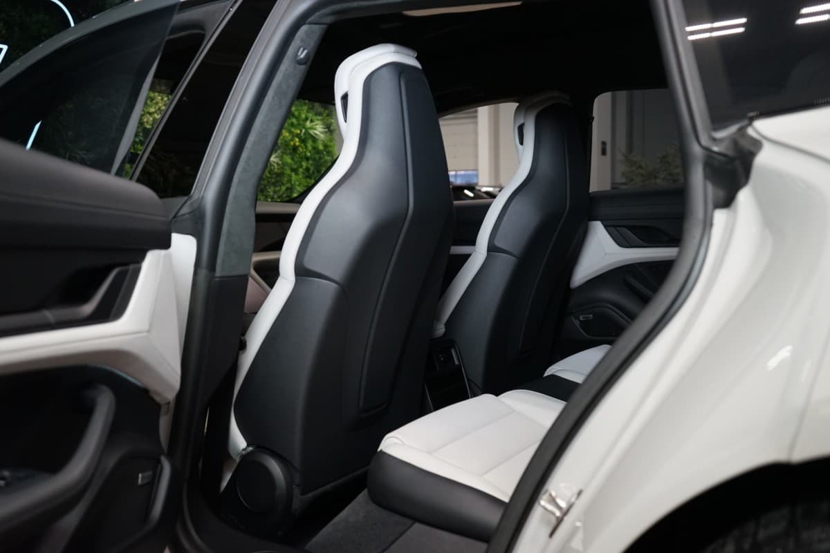 2023 Porsche Taycan - 61