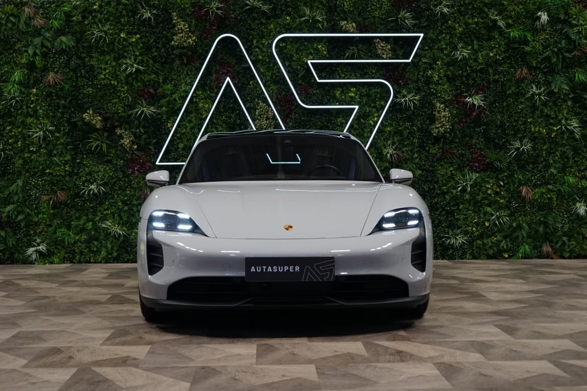 2023 Porsche Taycan - 5