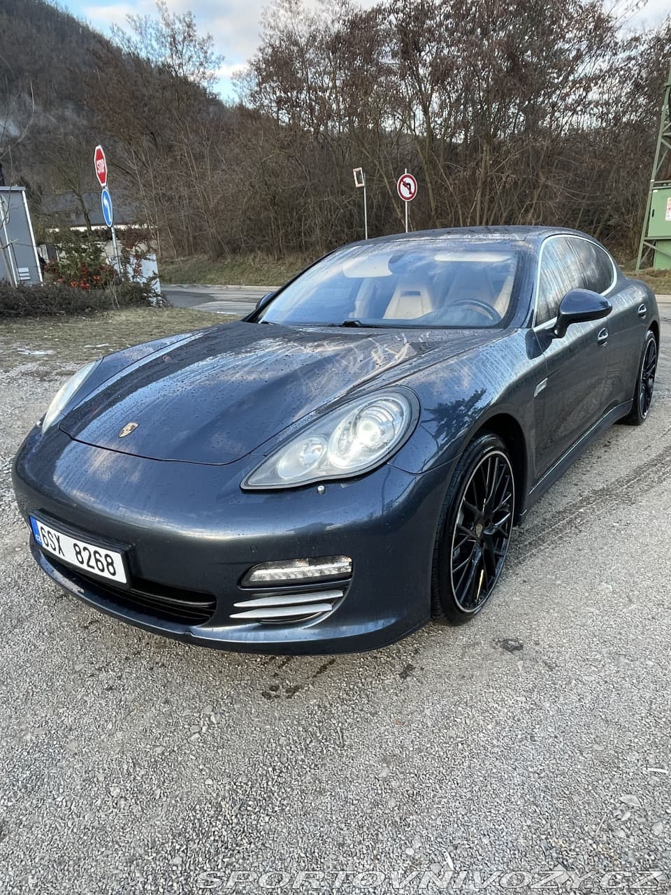 2011 Porsche PANAMERA - 2