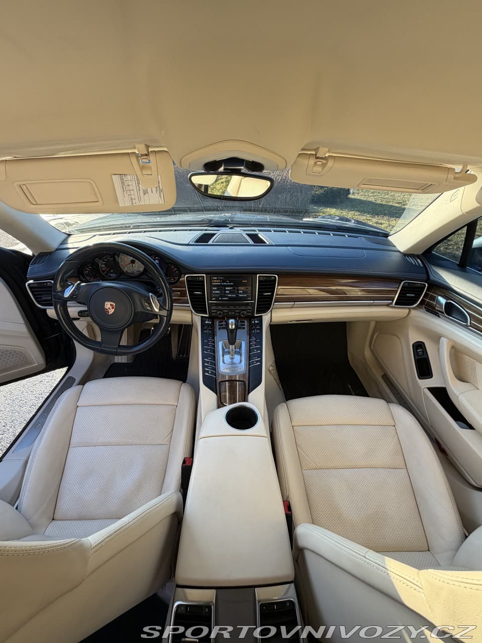 2011 Porsche PANAMERA - 8