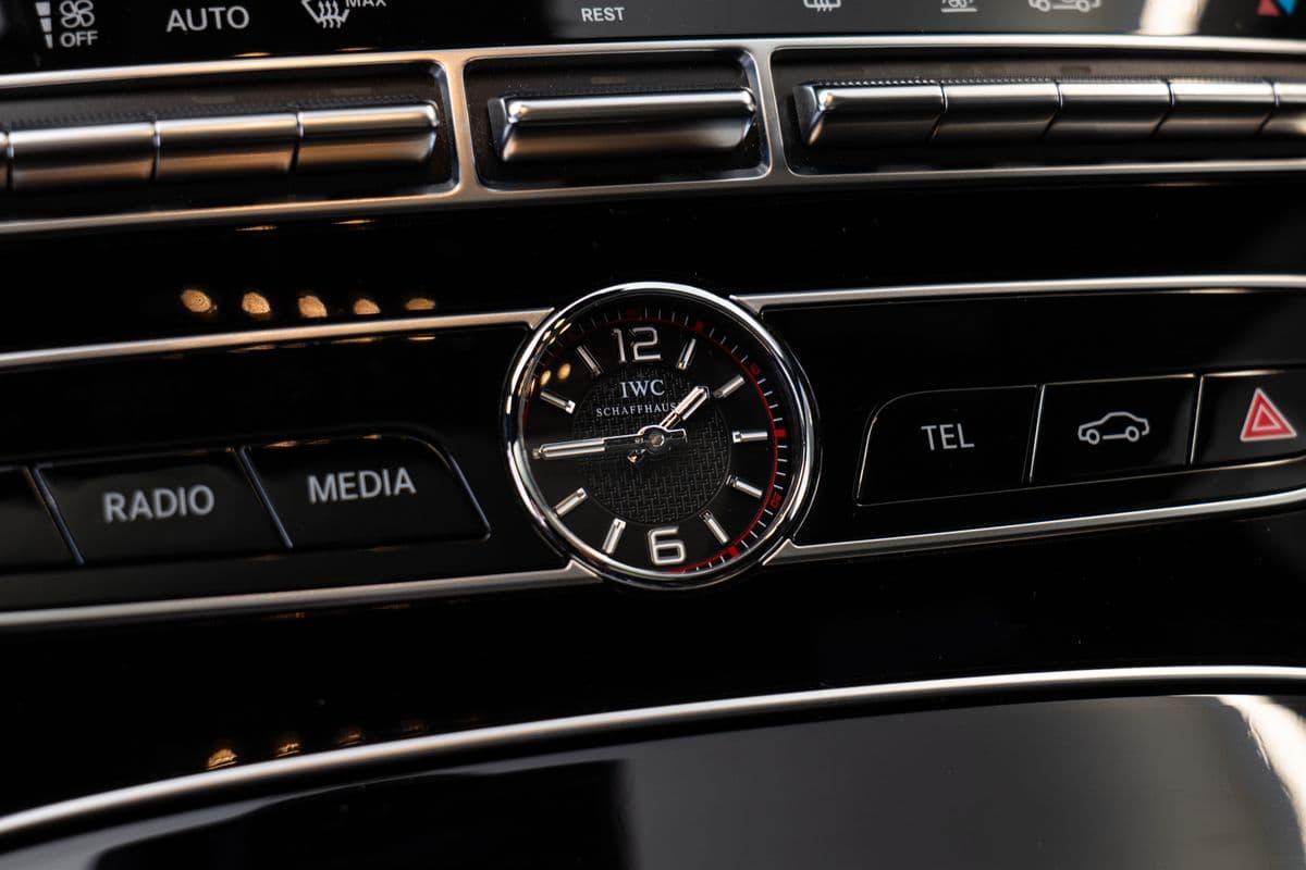 2017 Mercedes-Benz E-CLASS - 18
