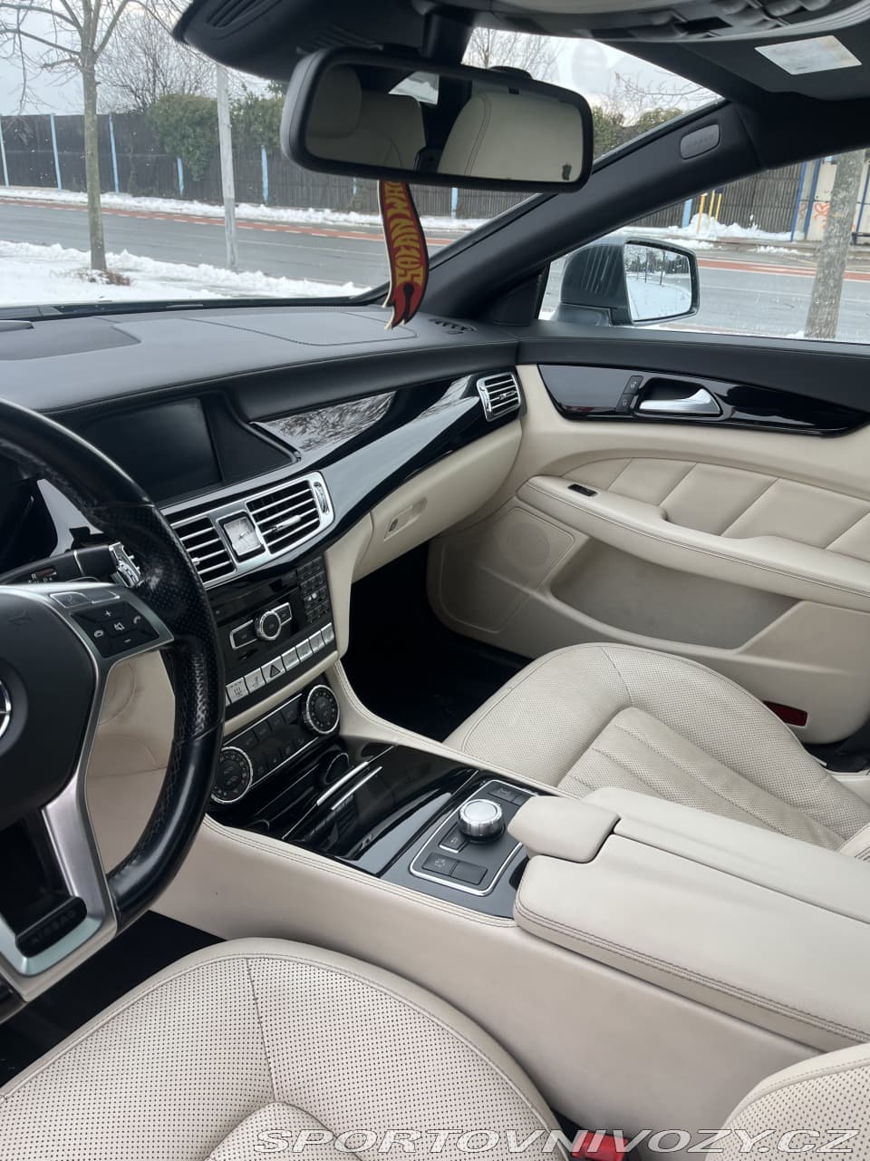 2014 Mercedes-Benz CLS - 8