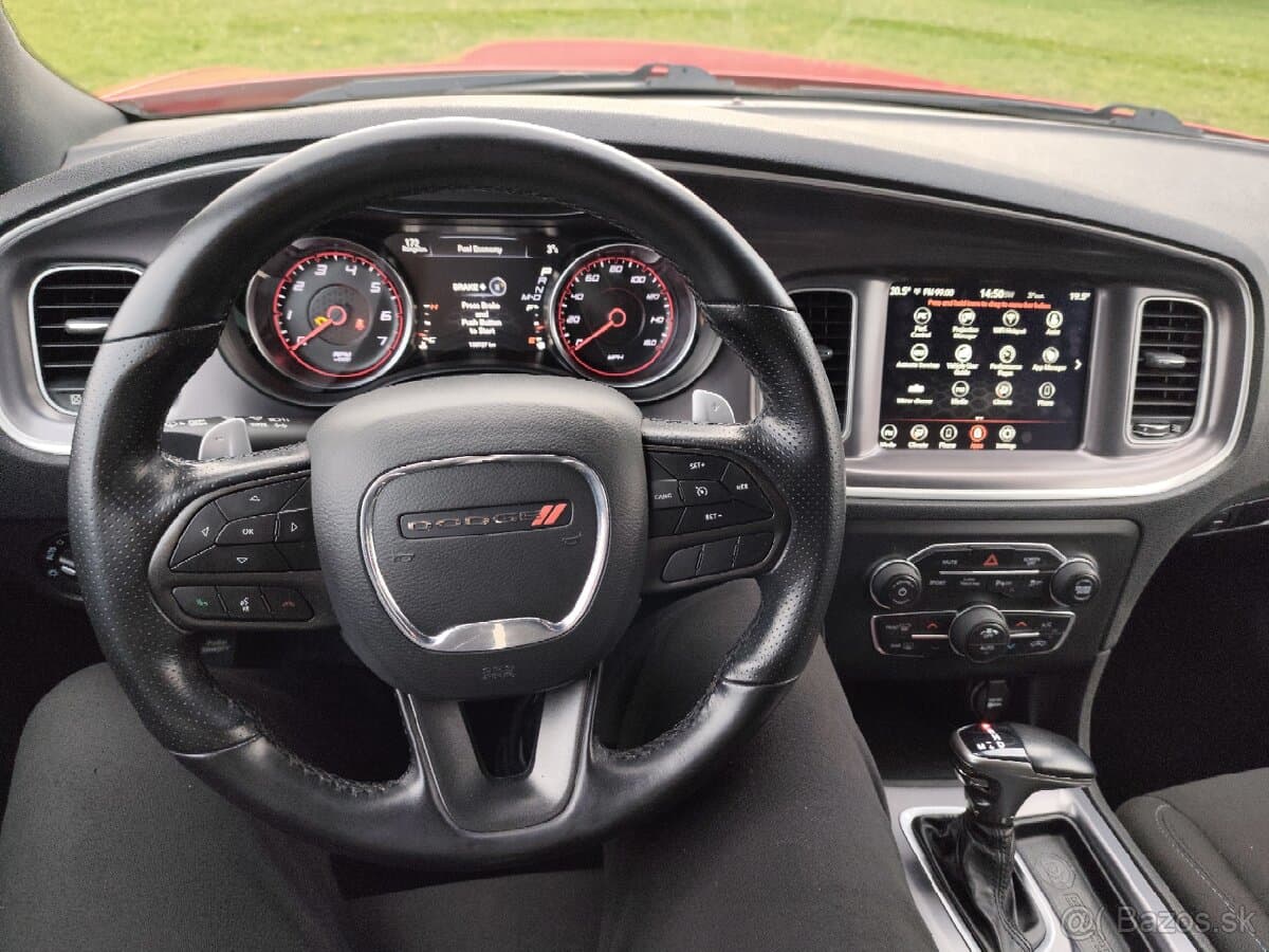 2020 Dodge CHARGER - 15