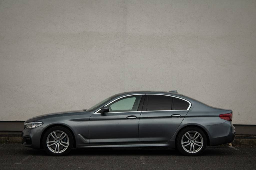 2017 BMW 5-SERIES - 8