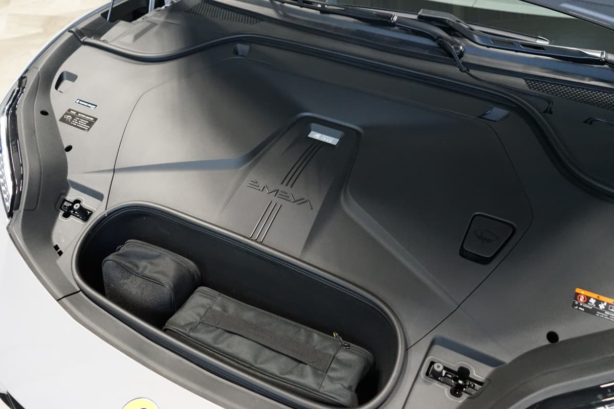 2025 Lotus Emeya - 34