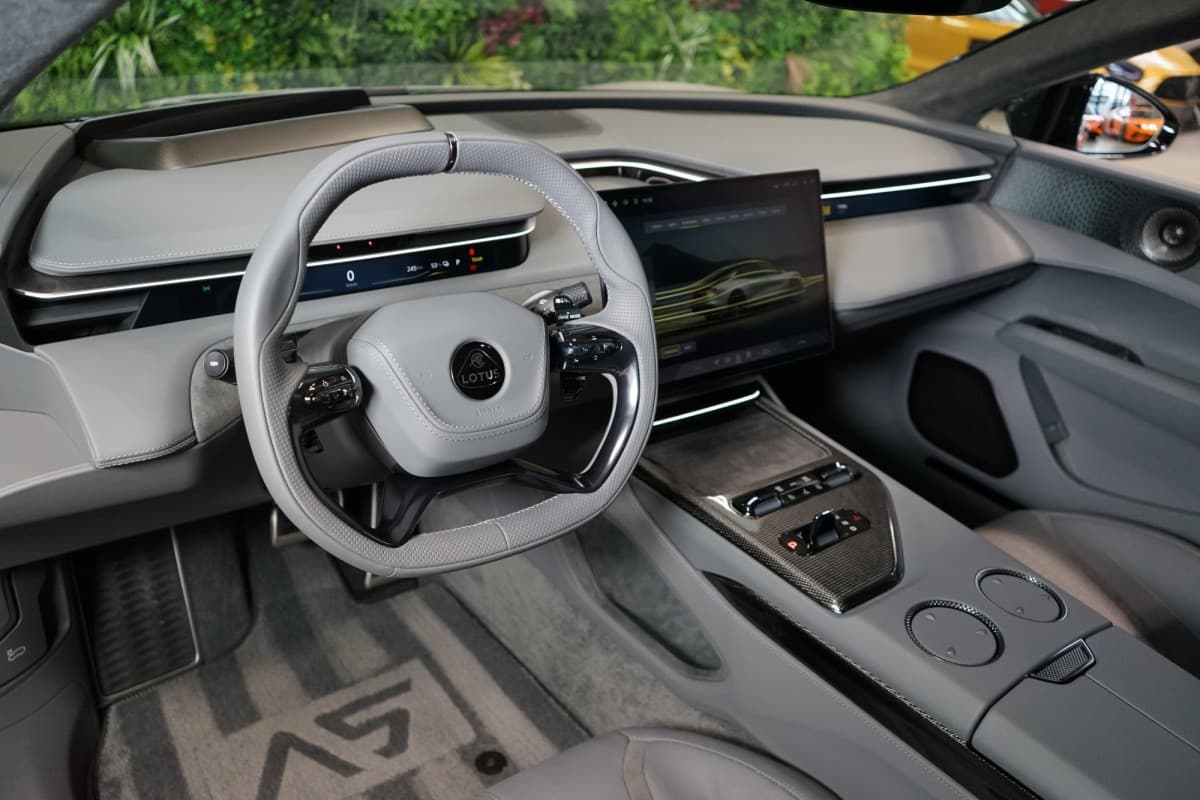 2025 Lotus Emeya - 37