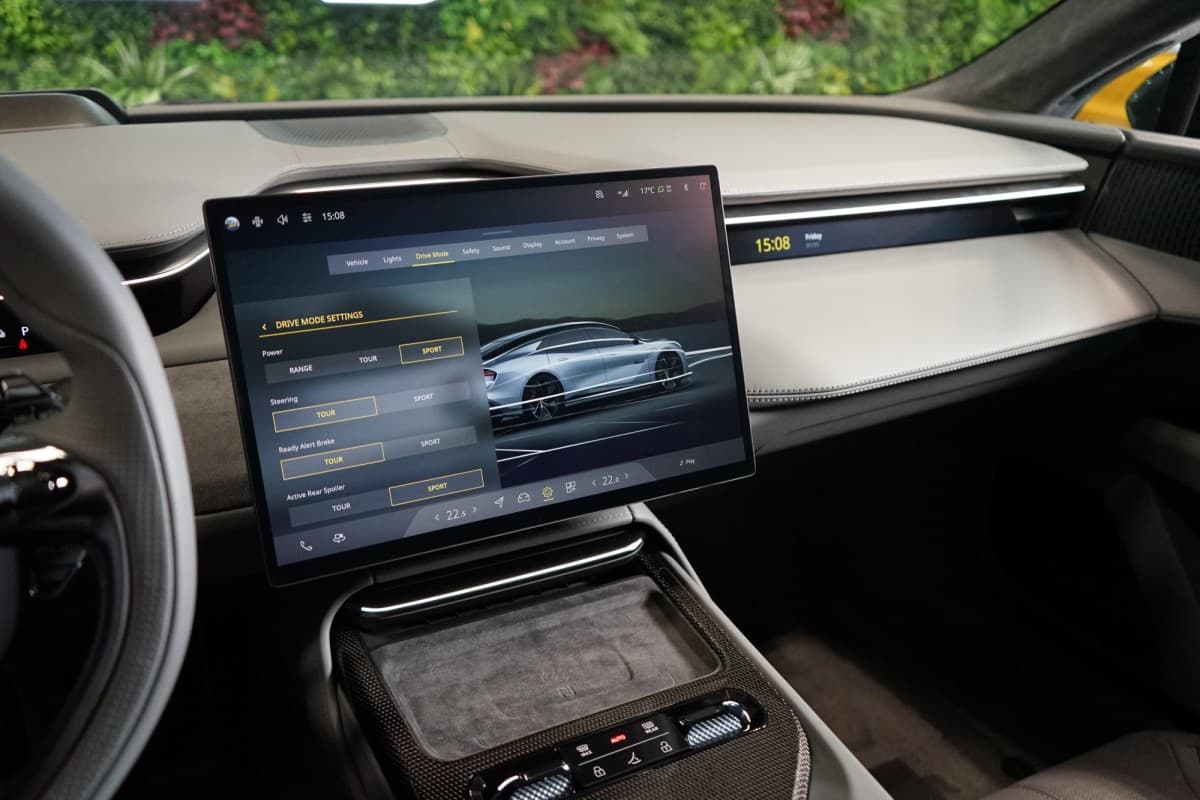 2025 Lotus Emeya - 52