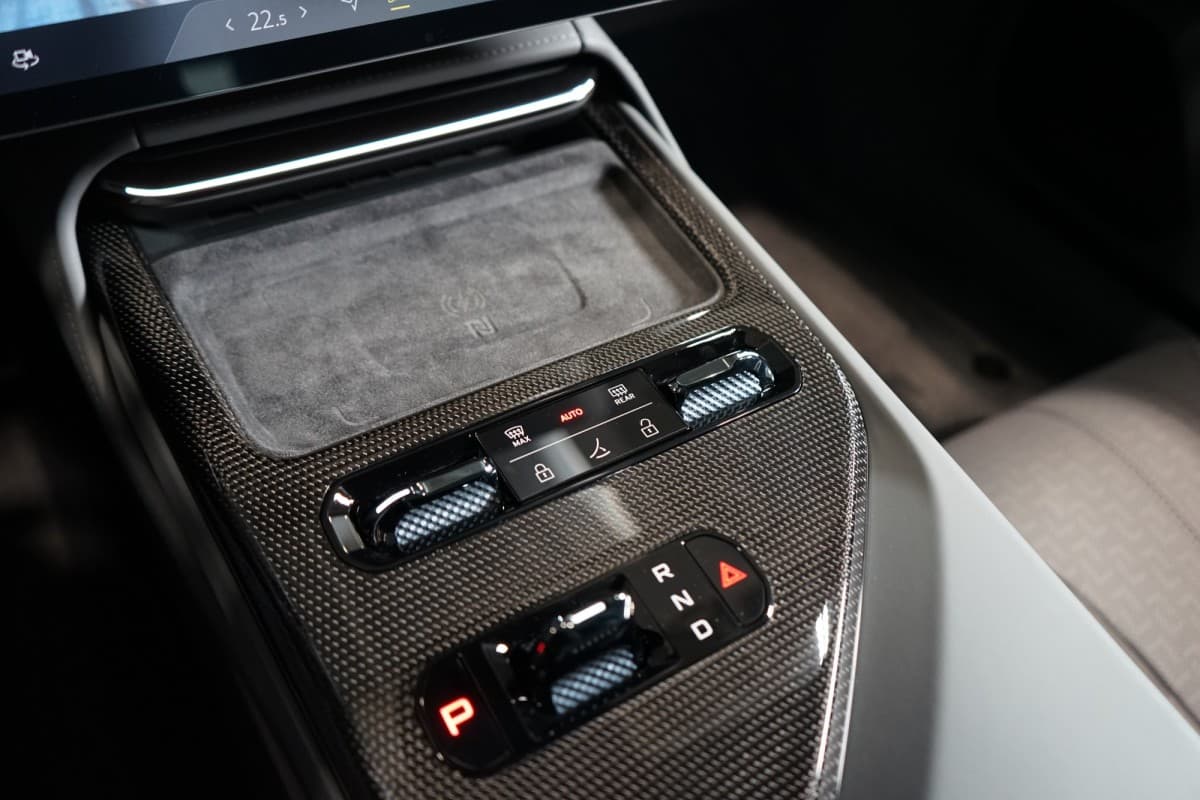 2025 Lotus Emeya - 58