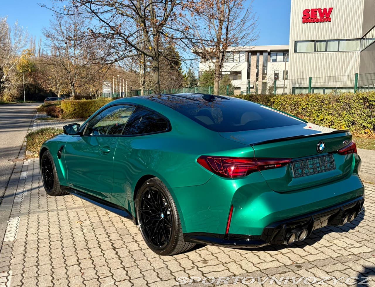 2025 BMW M4 - 2