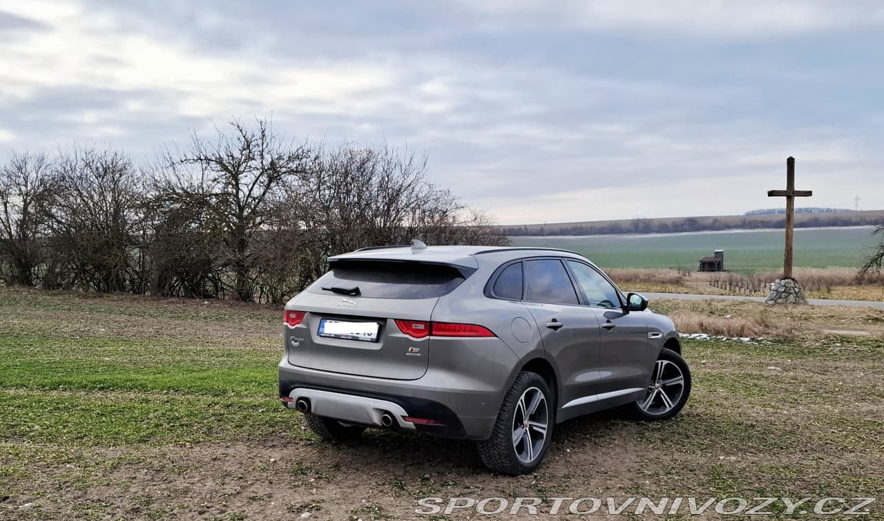 2019 Jaguar F-PACE - 4