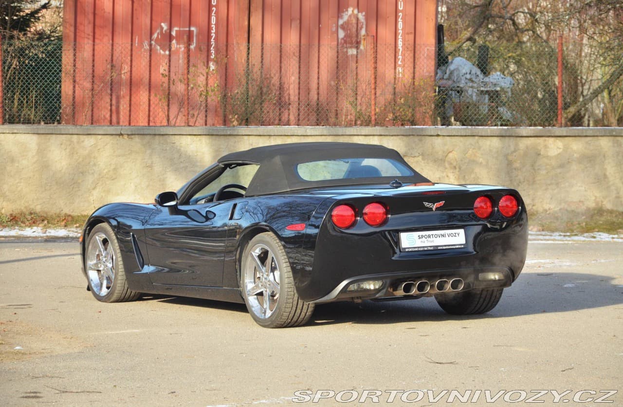 2005 Chevrolet Corvette - 13