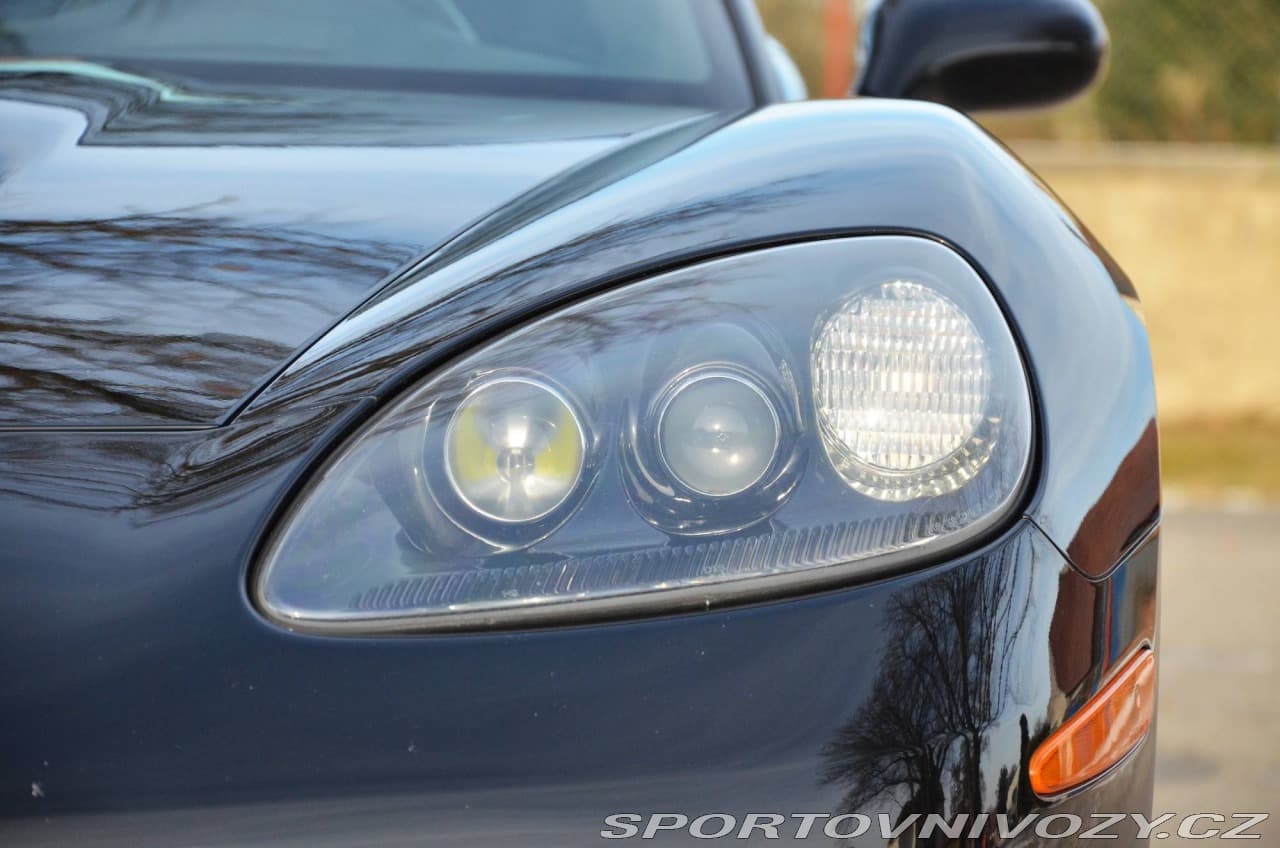 2005 Chevrolet Corvette - 17