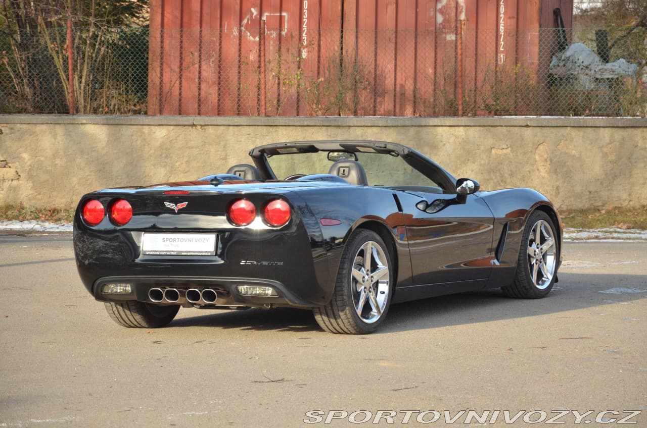 2005 Chevrolet Corvette - 3