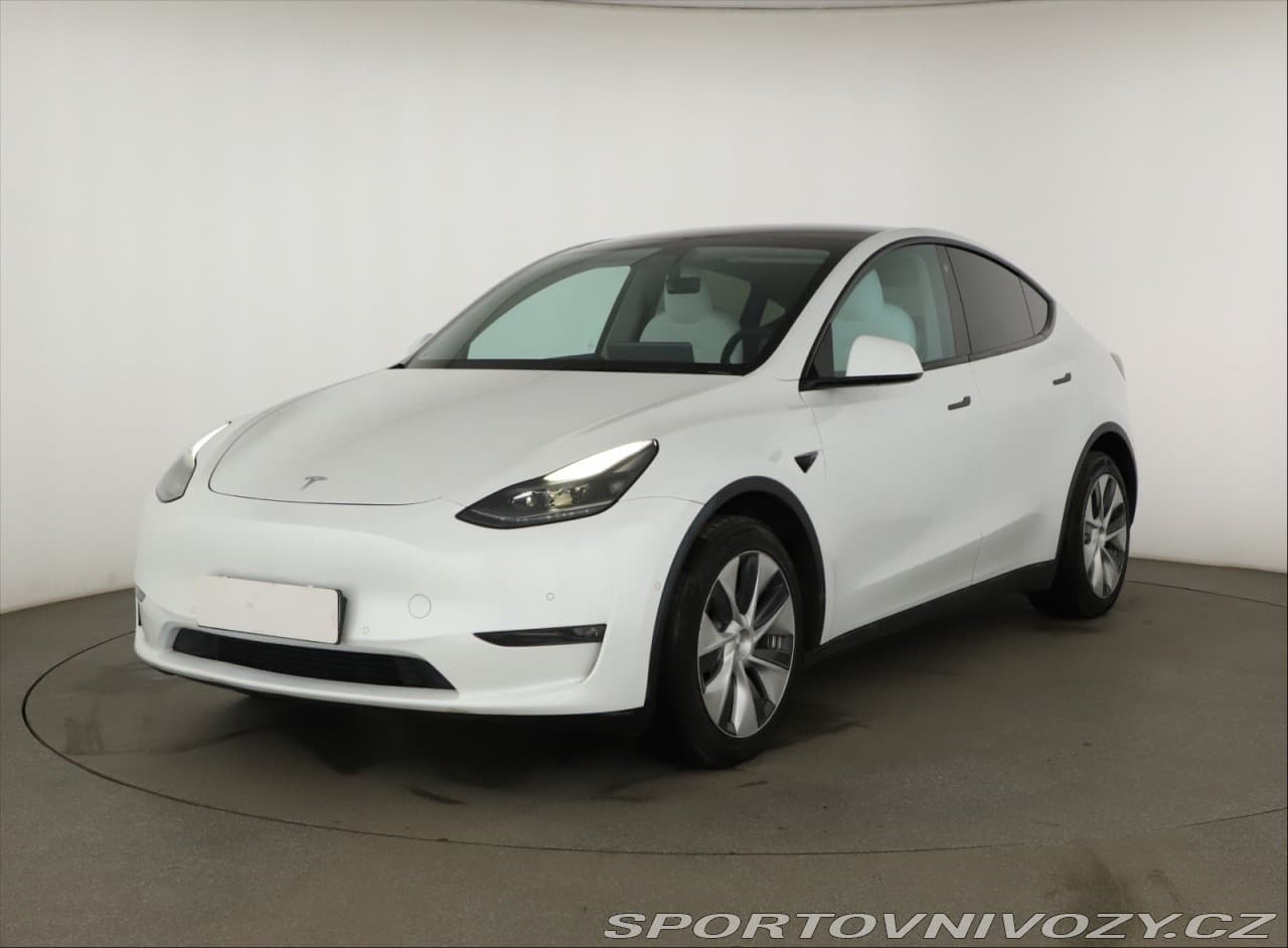 2021 Tesla Model Y - 4