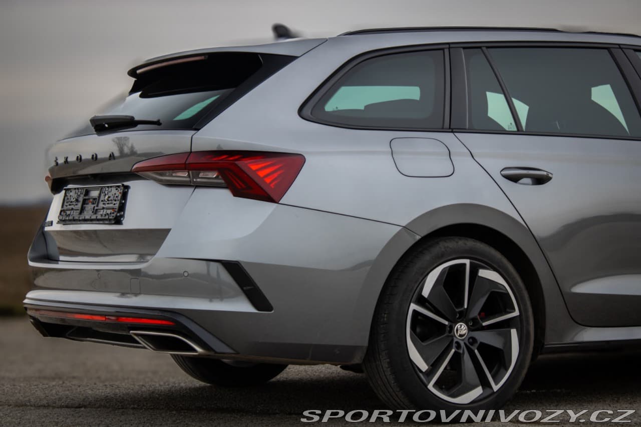 2022 Škoda Octavia - 12