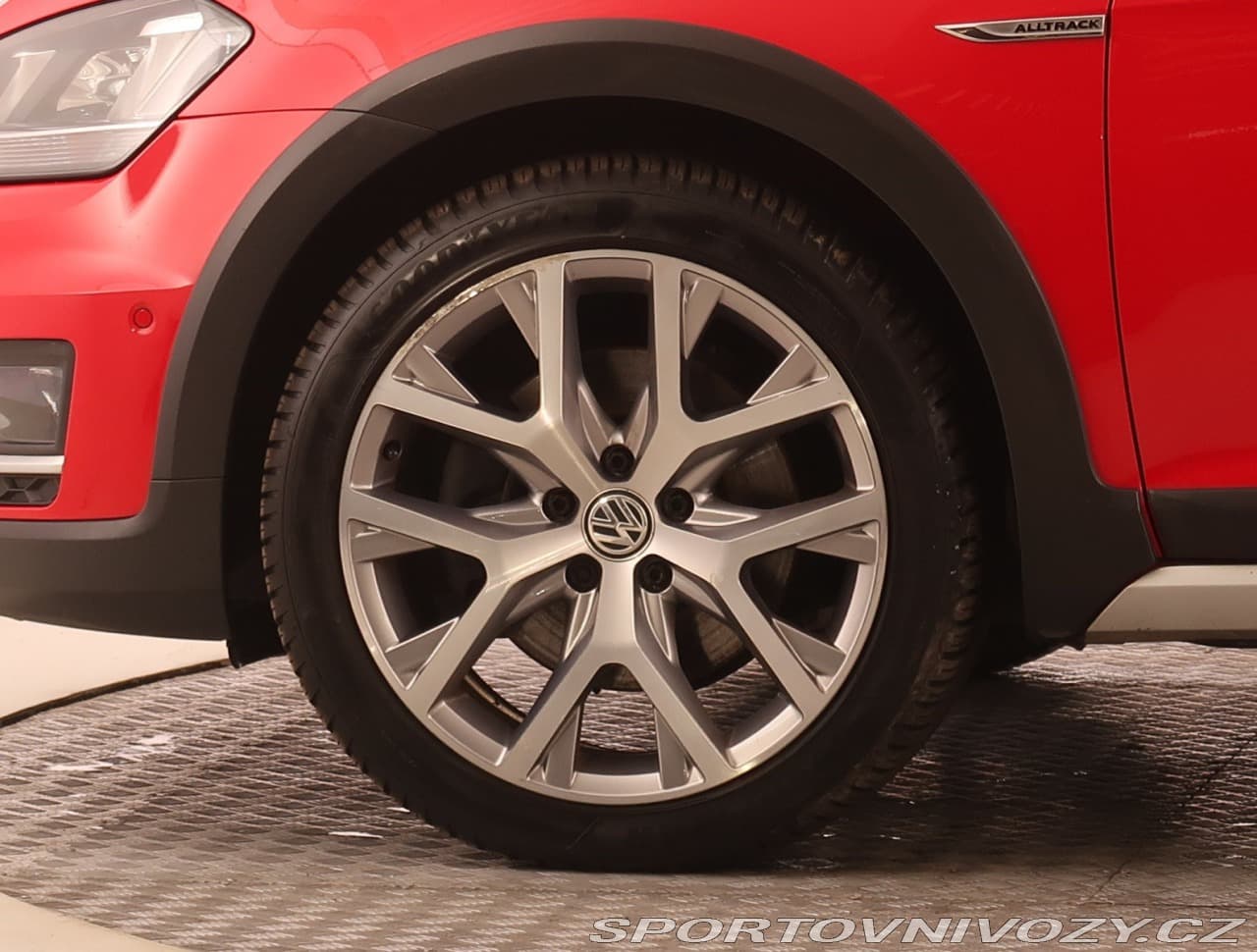 2015 Volkswagen Golf - 15