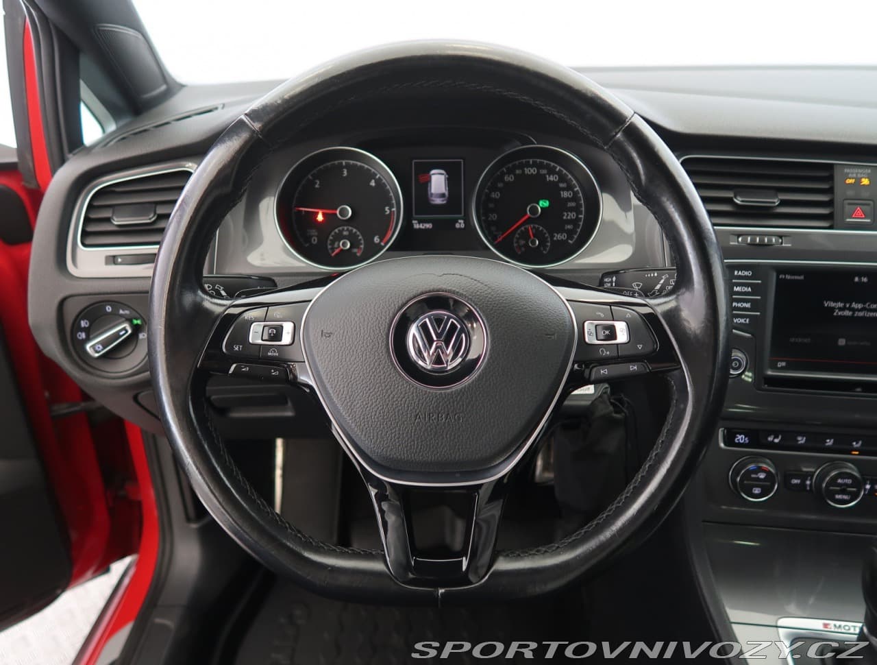 2015 Volkswagen Golf - 18