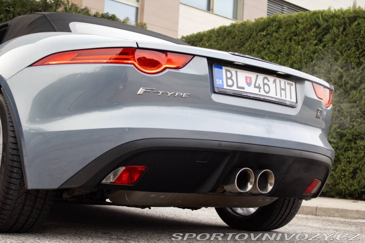 2014 Jaguar F-TYPE - 16