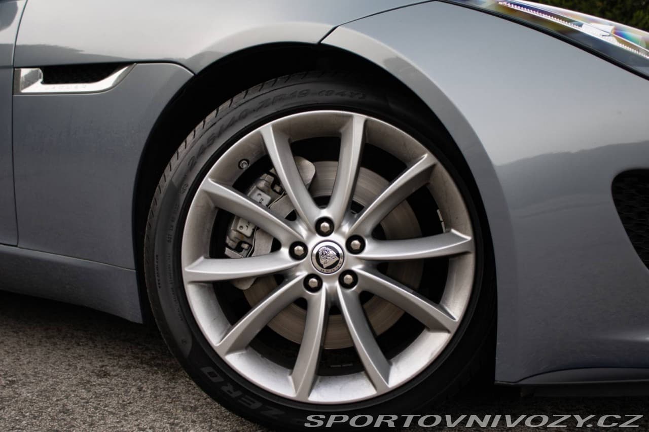 2014 Jaguar F-TYPE - 18