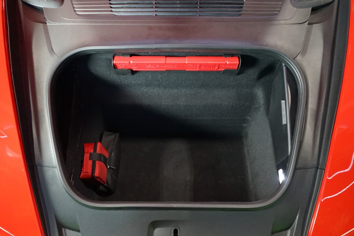 2022 Porsche 911 - 18