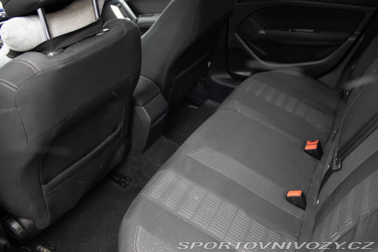 2017 Peugeot 308 - 14