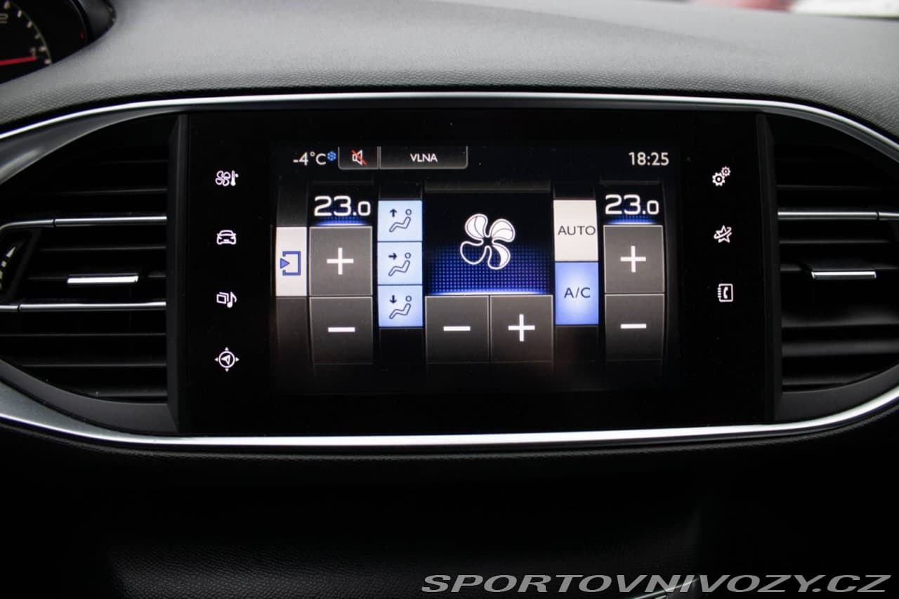 2017 Peugeot 308 - 17