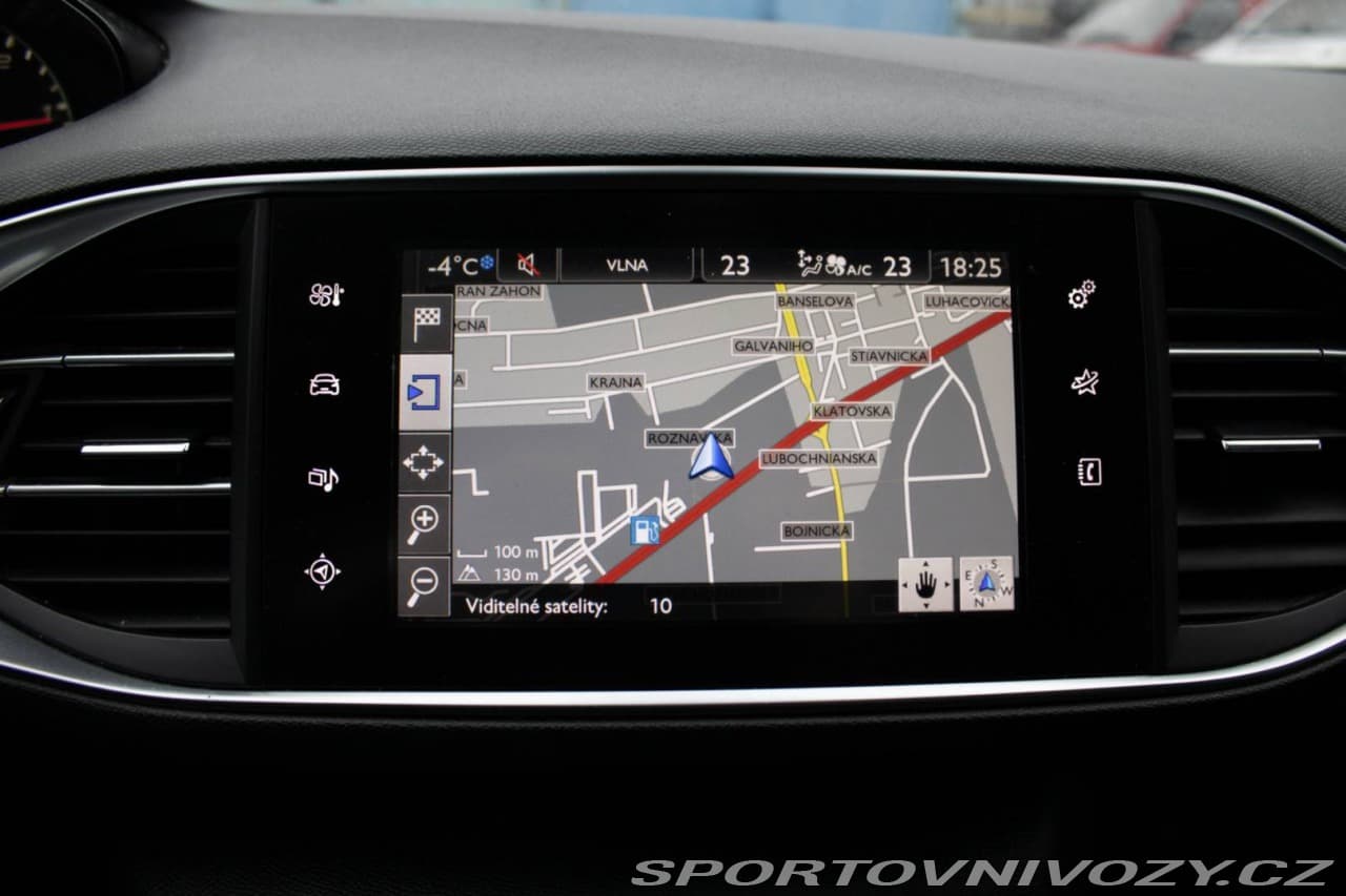 2017 Peugeot 308 - 18