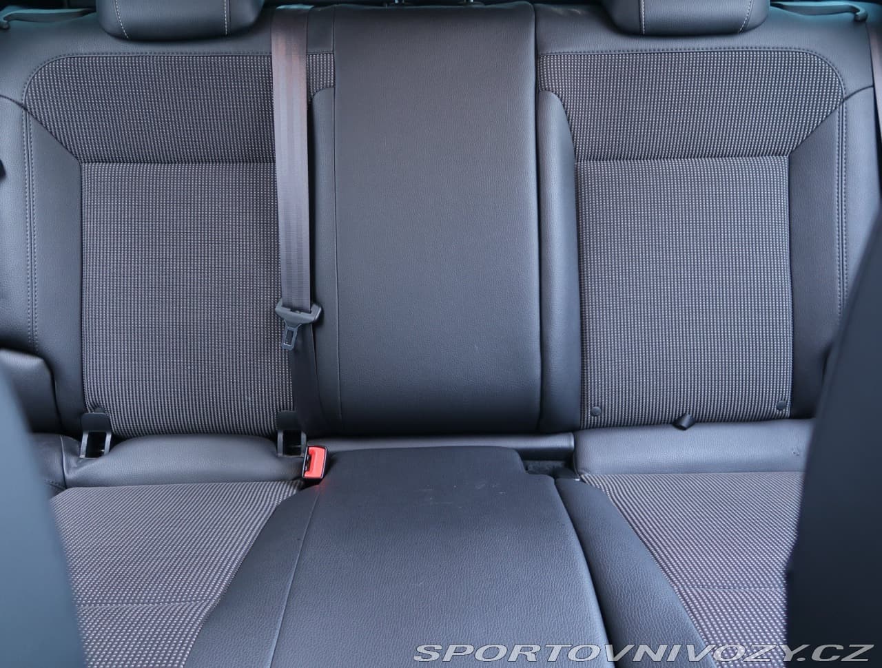 2014 Opel Astra - 10