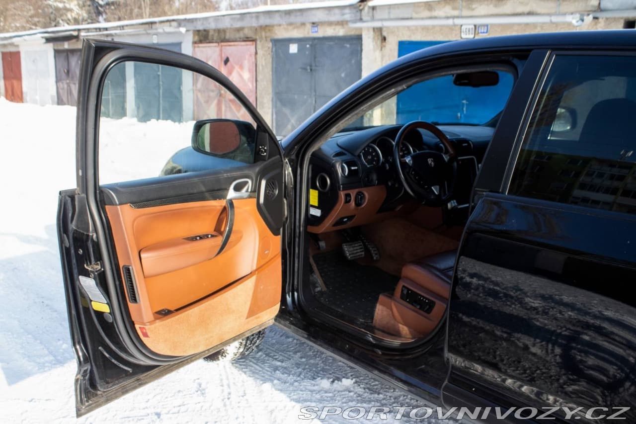 2009 Porsche CAYENNE - 13