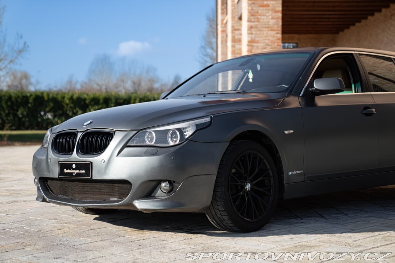 2005 BMW 5-SERIES - 12