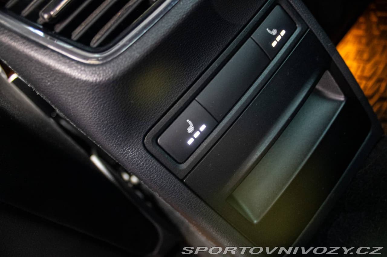 2015 Škoda Octavia - 13