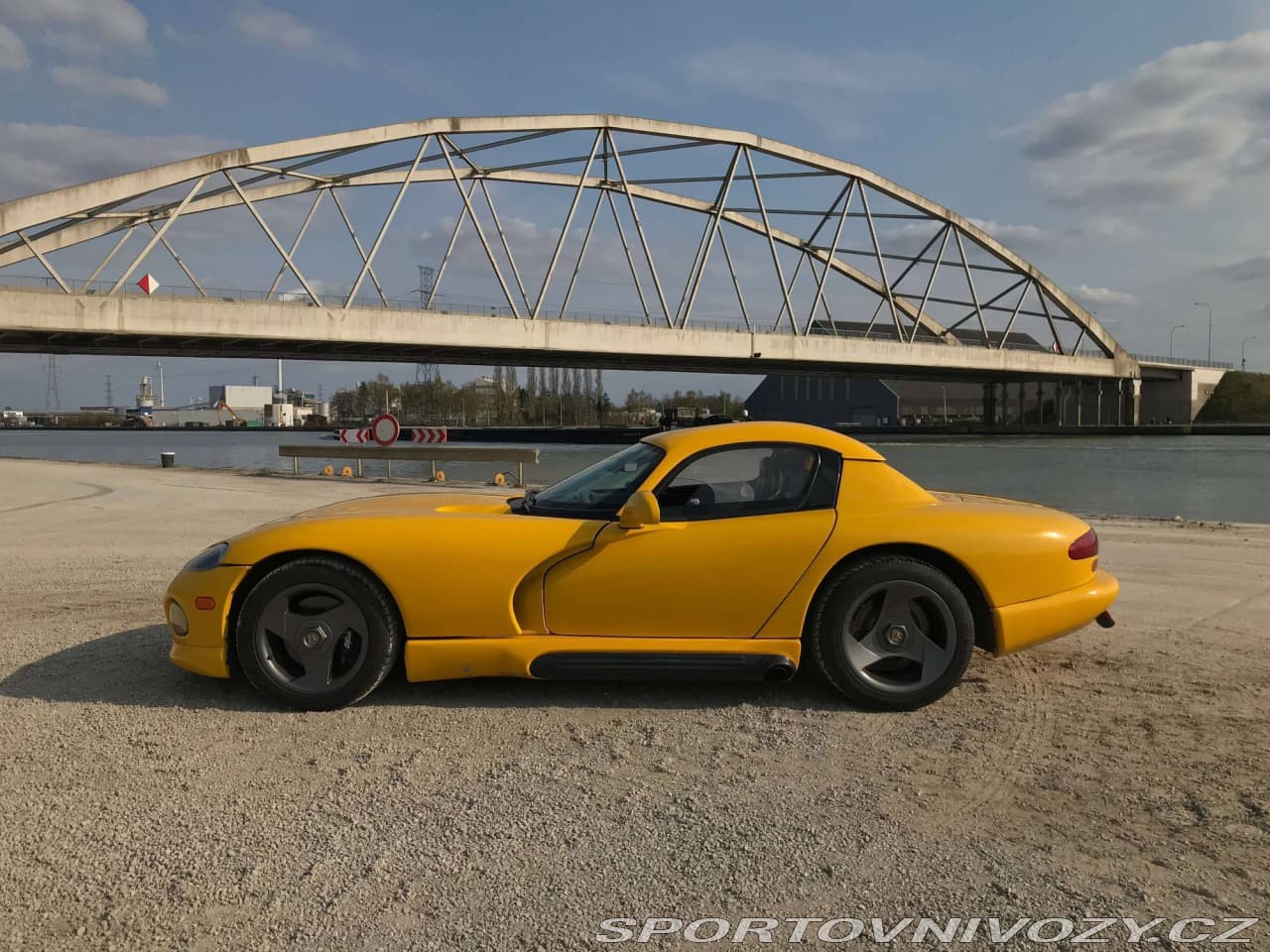 1993 Dodge VIPER - 5