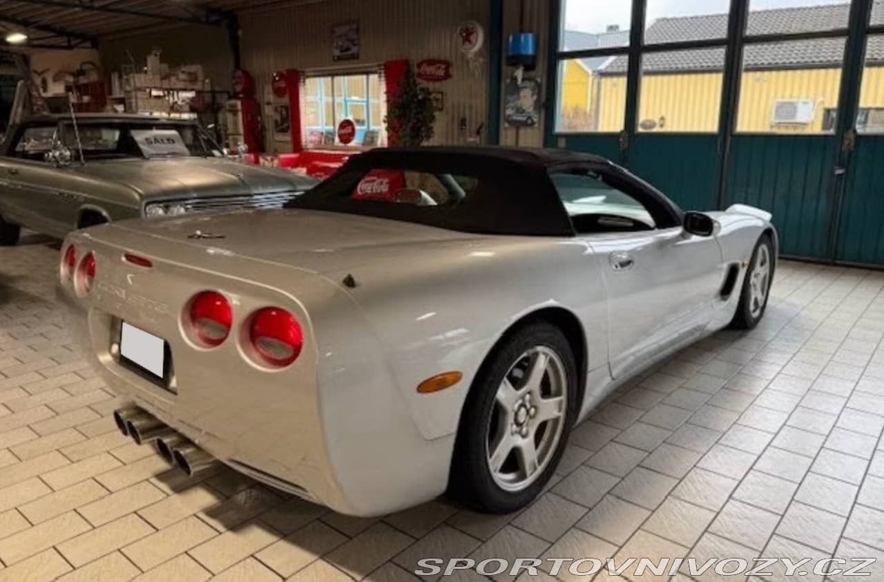 1998 Chevrolet Corvette - 8