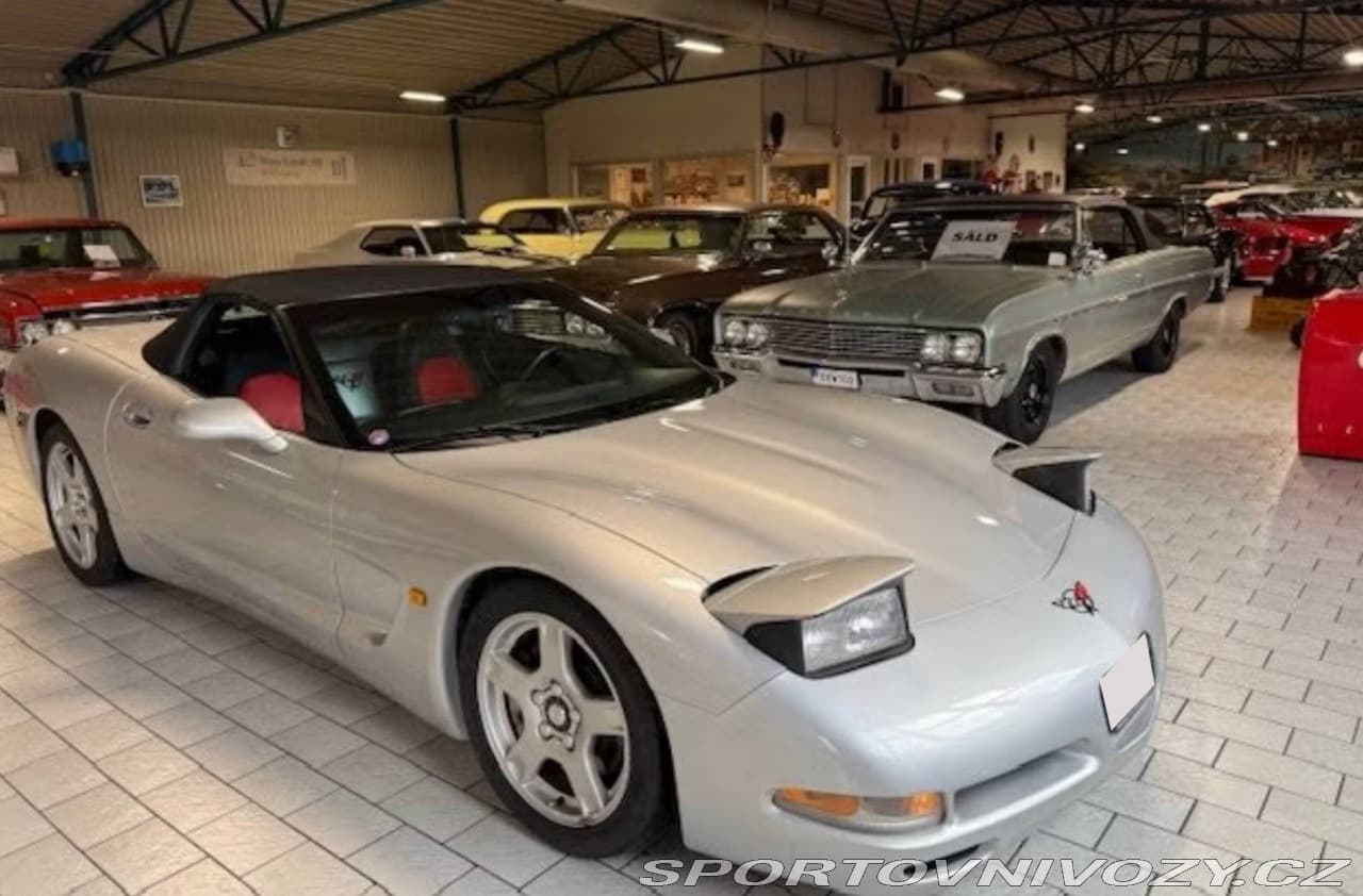1998 Chevrolet Corvette - 9