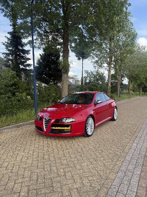 2005 Alfa Romeo GT - 4