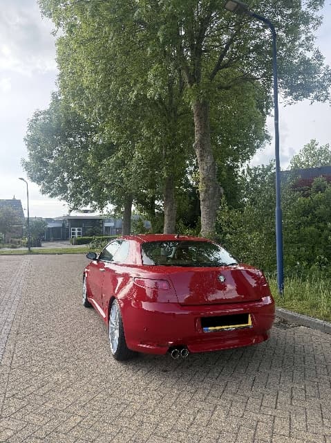 2005 Alfa Romeo GT - 6