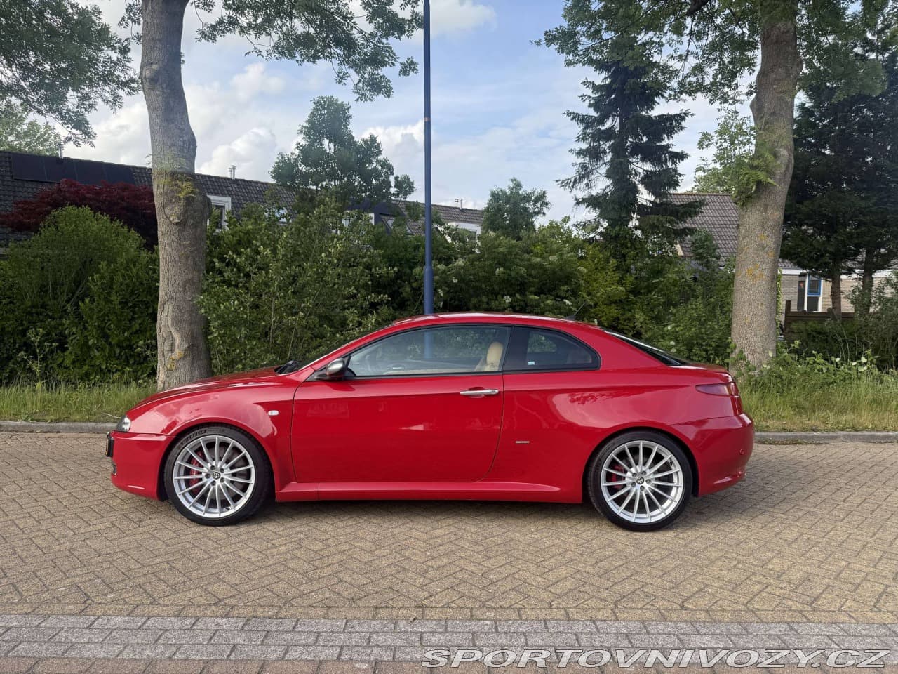 2005 Alfa Romeo GT - 2
