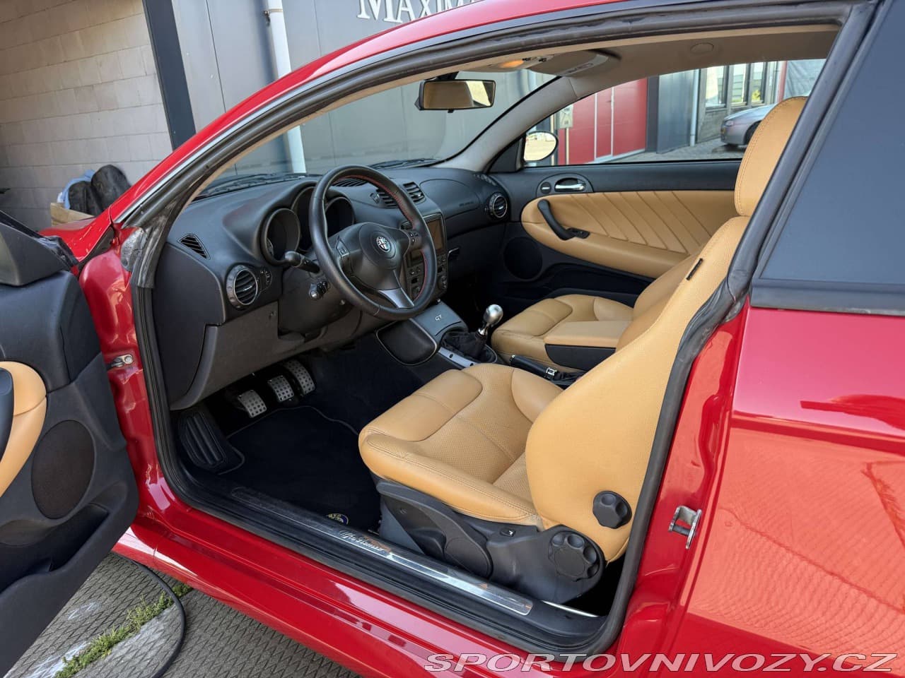 2005 Alfa Romeo GT - 9