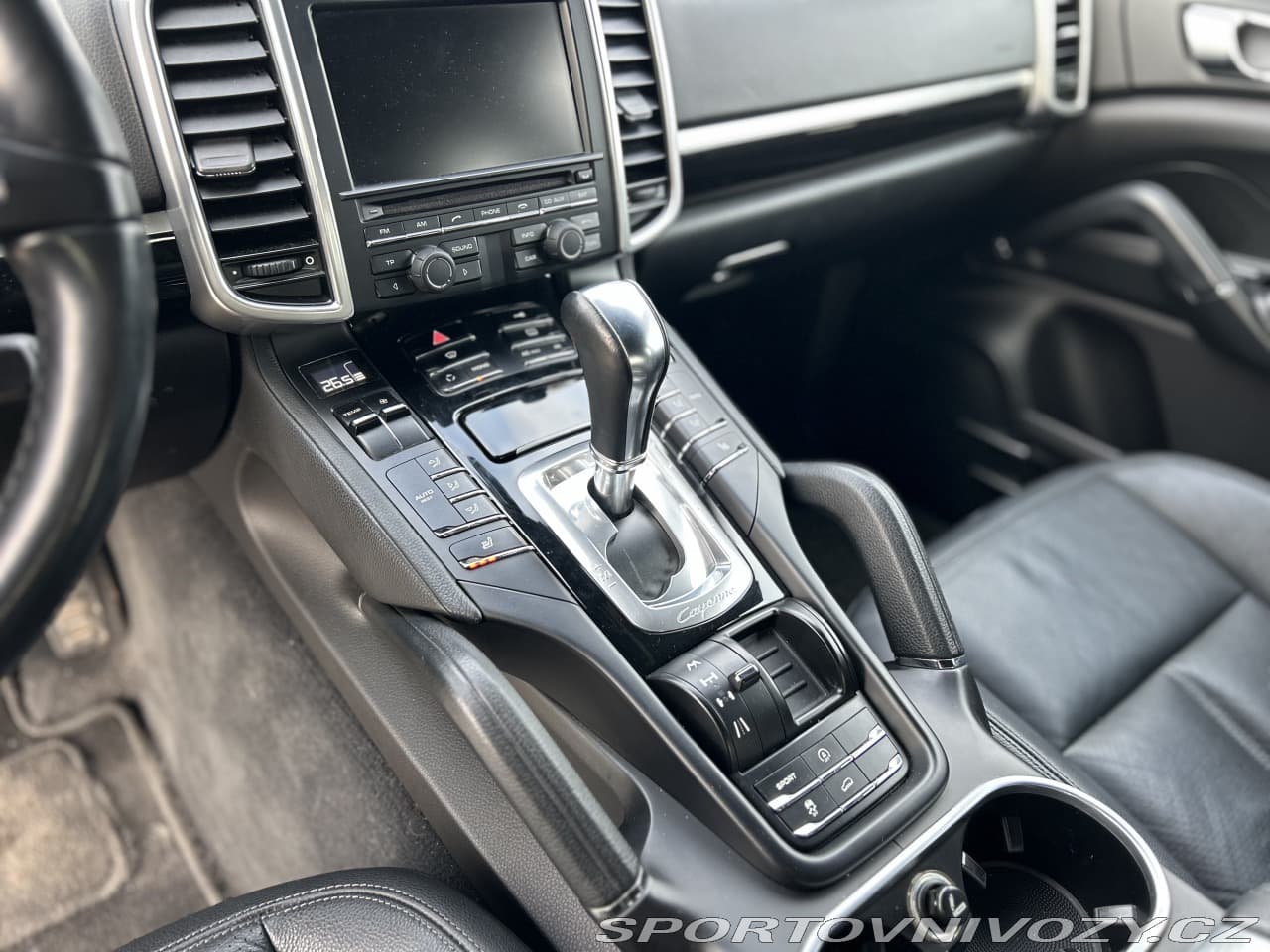 2011 Porsche Cayenne - 8