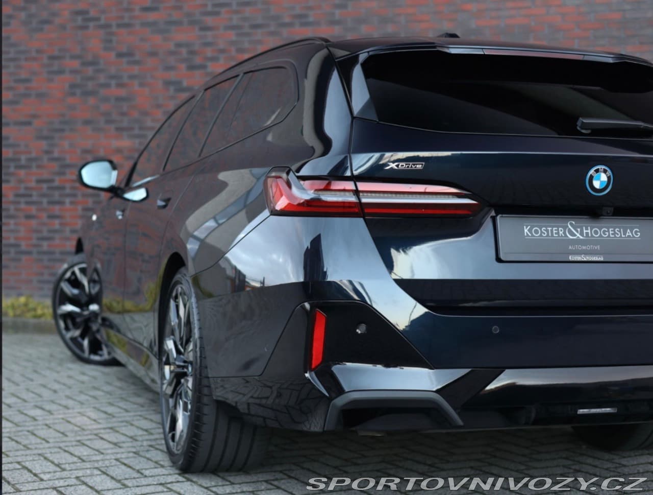 2025 BMW 5-Series - 11