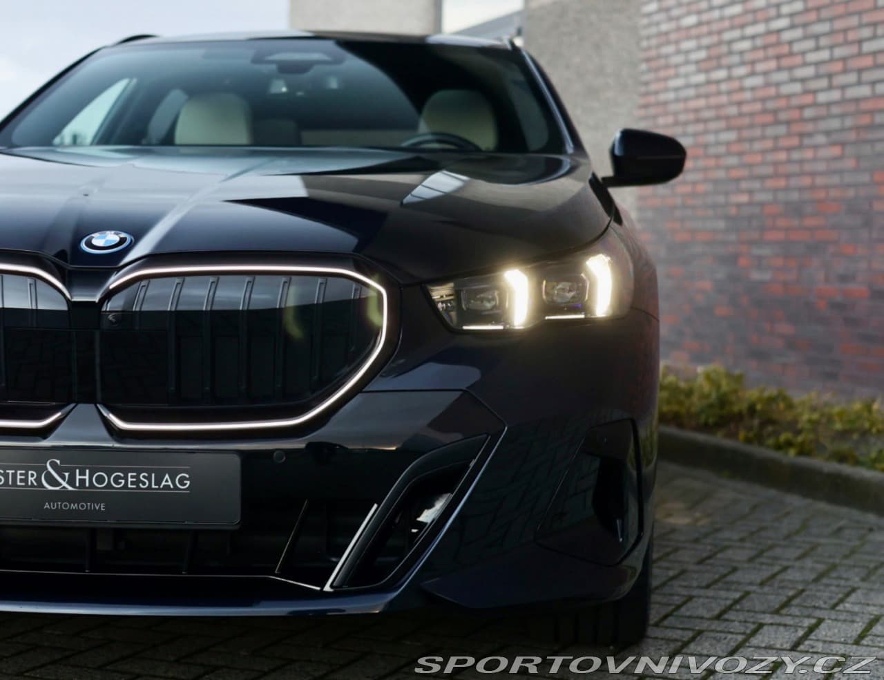 2025 BMW 5-Series - 15