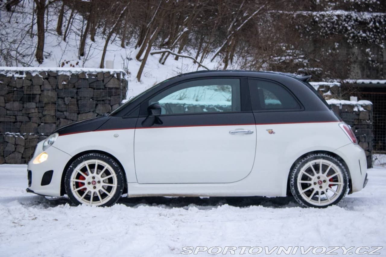 2012 Abarth 500 - 8
