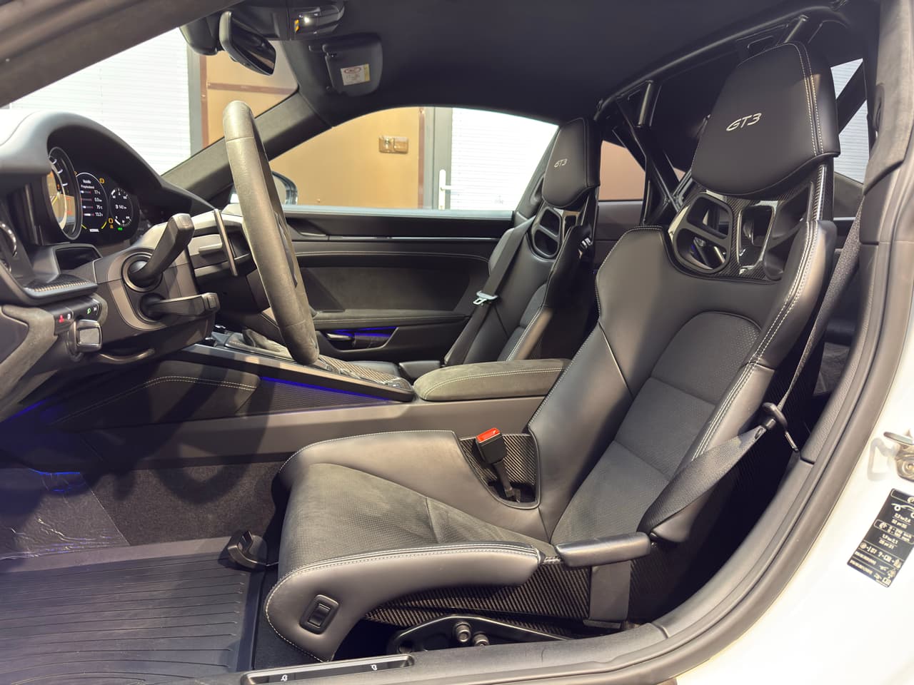 2022 Porsche 911 - 11