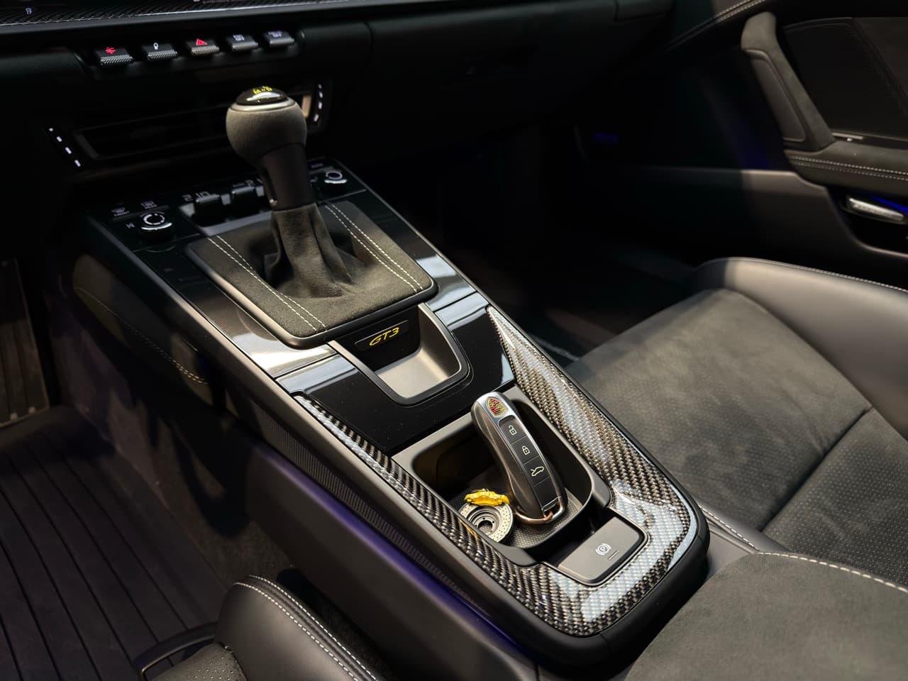 2022 Porsche 911 - 16